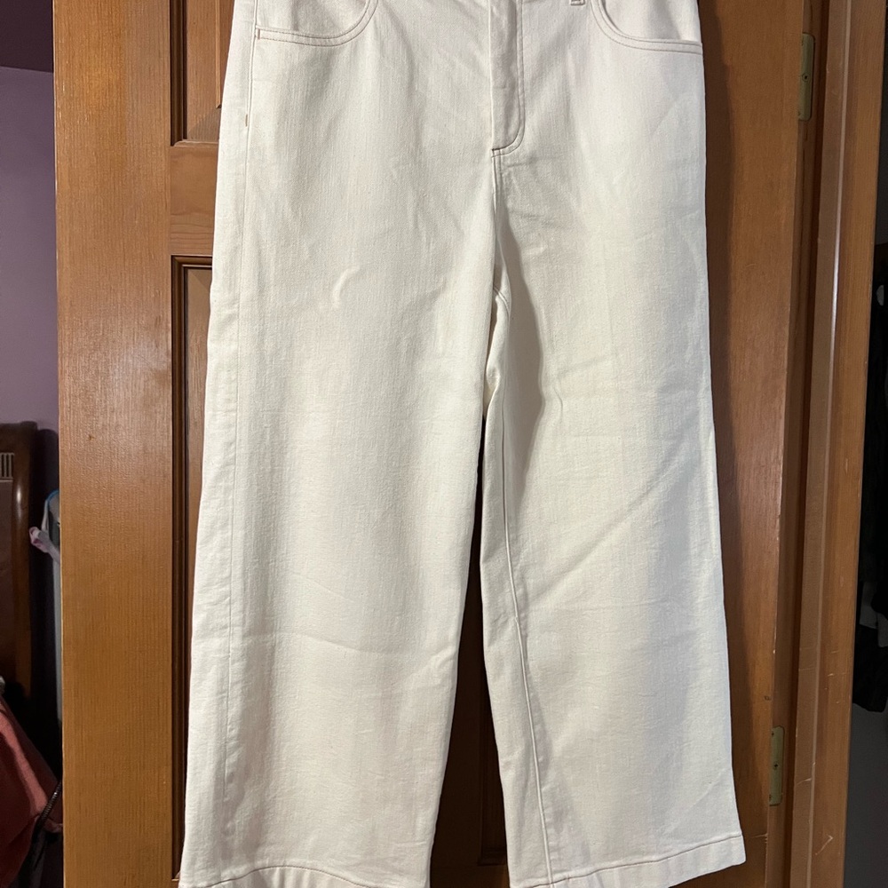 Chico’s Cream CROPPED Wide-Leg Pants